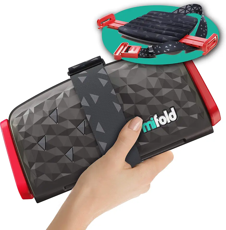 mifold Comfort Grab-and-go — The lightest seat here that holds its own shape.